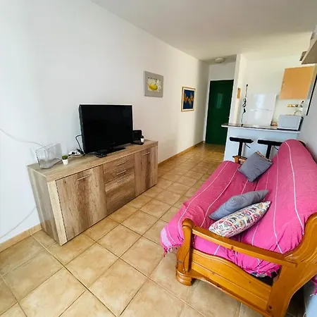 2 Bedroom Top Located In Playa Del Ingles Apartment *