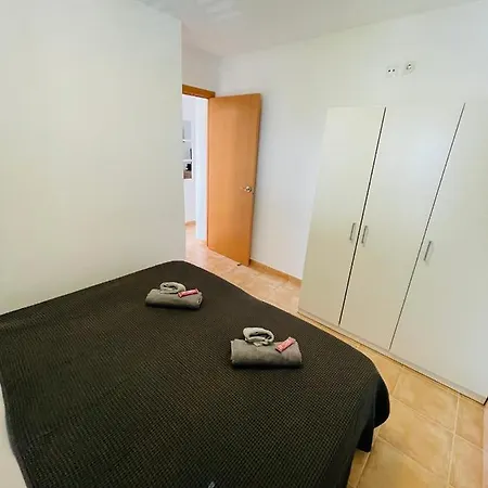 Apartment 2 Bedroom Top Located In Playa Del Ingles